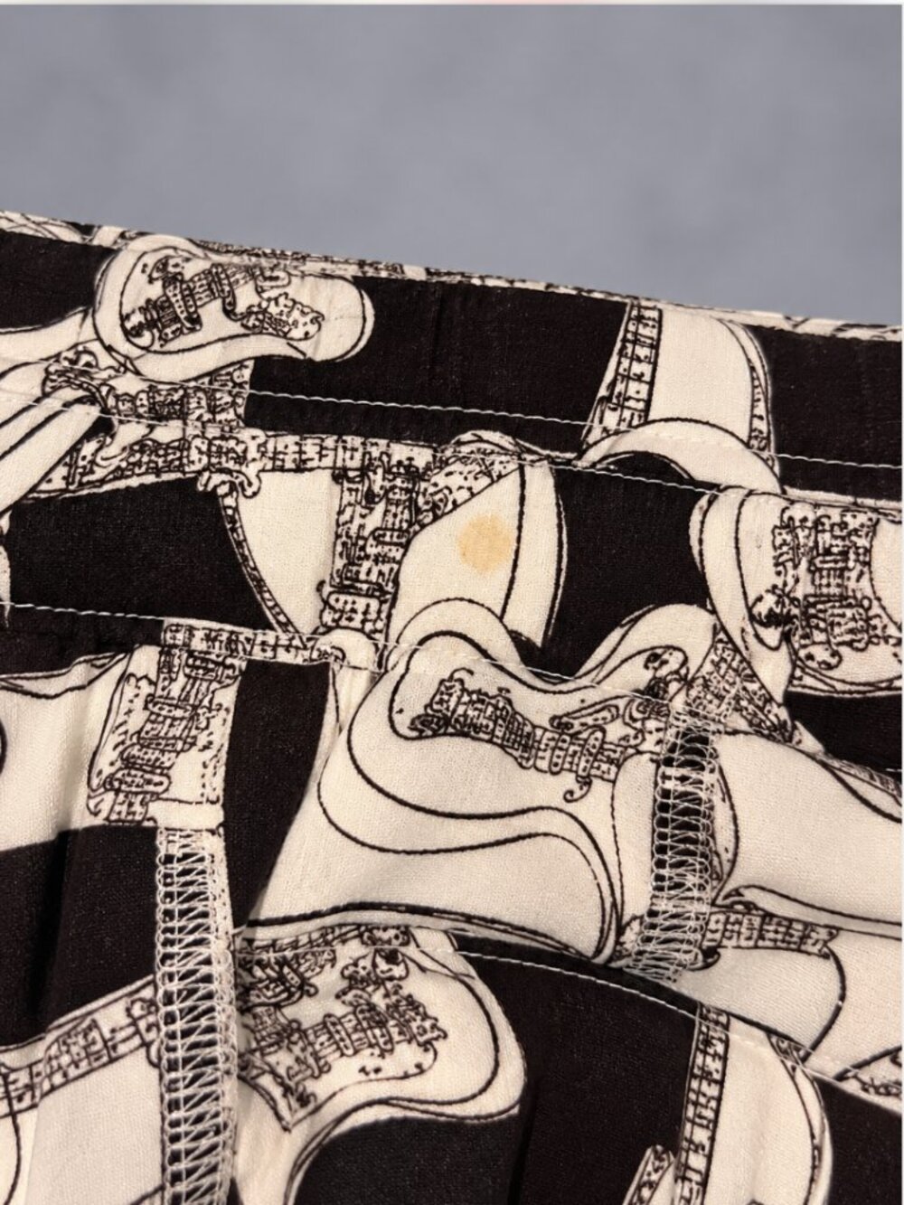 Ben Sherman Guitar Print Handkerchief Hem Skirt Brown White XS - Picture 3 of 6